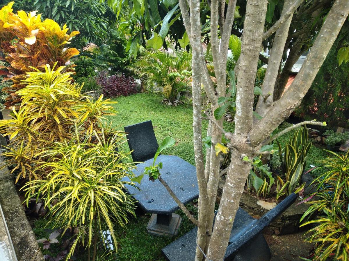 Sandhara Home Stay Tangalle Exterior foto