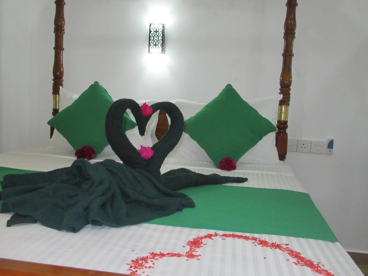 Sandhara Home Stay Tangalle Exterior foto